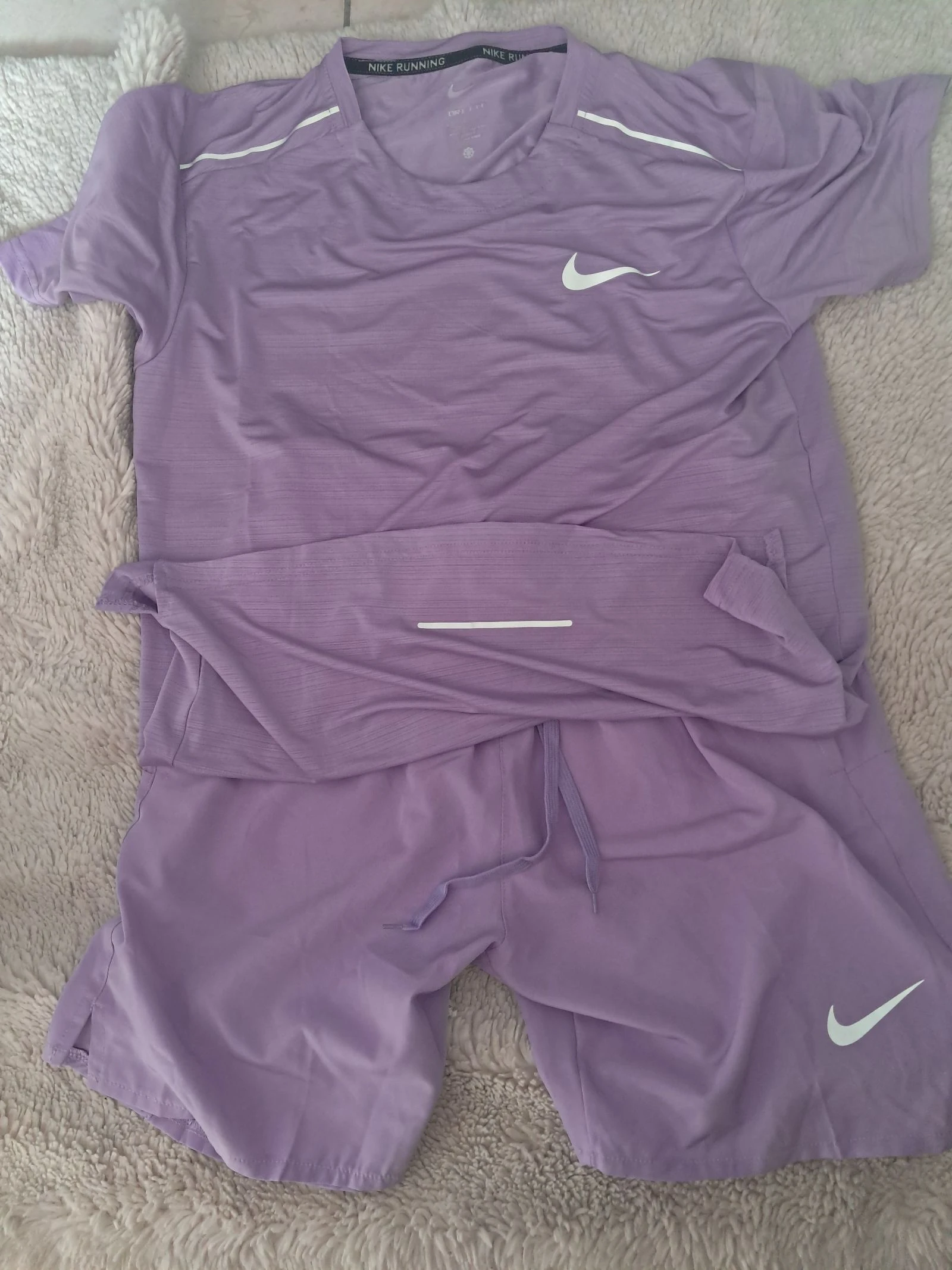 Nike running violet 
